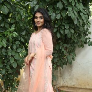 Actress Nayan Sarika Latest Photos