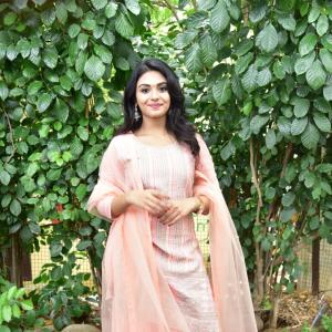 Actress Nayan Sarika Latest Photos