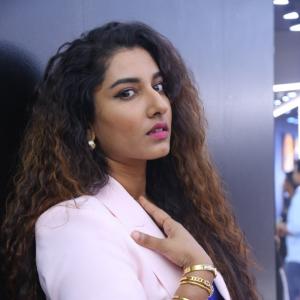 Actress Vishnu Priya latest Photos