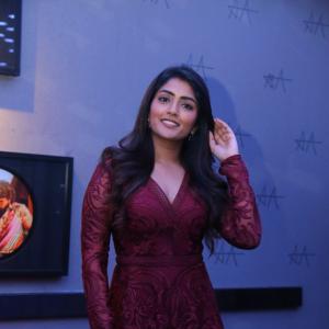 Actress Eesha Rebba Latest Photos