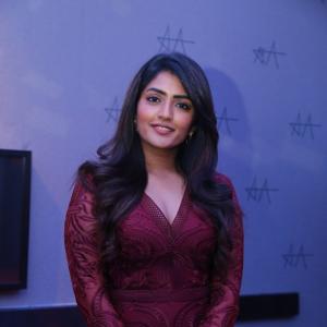 Actress Eesha Rebba Latest Photos