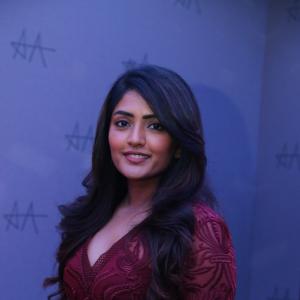 Actress Eesha Rebba Latest Photos