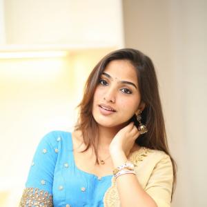 Actress Pranavi Manukonda Latest Photos