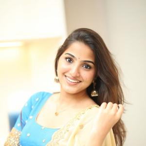 Actress Pranavi Manukonda Latest Photos