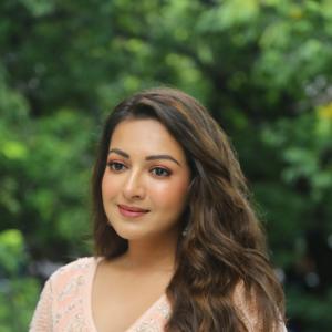 Actress Catherine Tresa Latest Photos