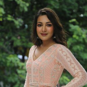 Actress Catherine Tresa Latest Photos