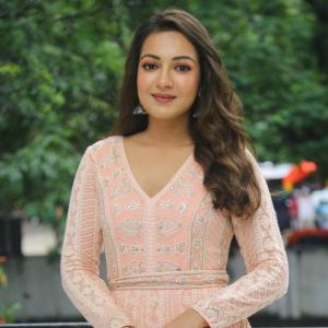 Actress Catherine Tresa Latest Photos