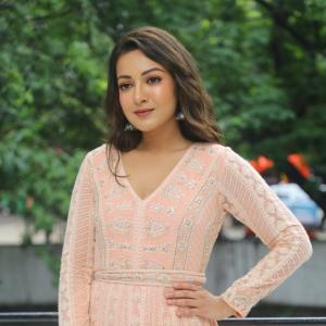 Actress Catherine Tresa Latest Photos