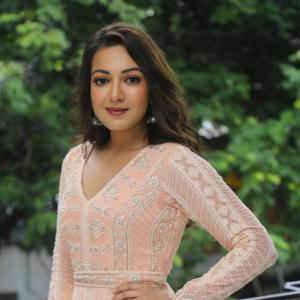 Actress Catherine Tresa Latest Photos
