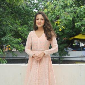 Actress Catherine Tresa Latest Photos