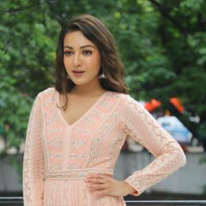 Actress Catherine Tresa Latest Photos