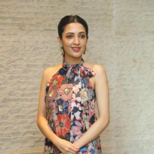 Actress Neha Shetty Latest Photos