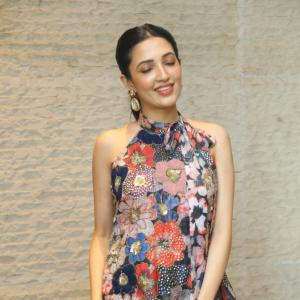 Actress Neha Shetty Latest Photos