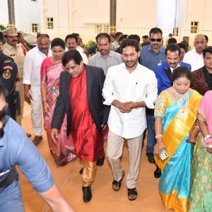YS Jagan at Ali Daughter Marriage Reception