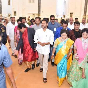 YS Jagan at Ali Daughter Marriage Reception