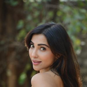 Actress Parvati Nair Latest Photos