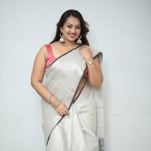 Actress Ester Noroha Latest Photos