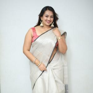 Actress Ester Noroha Latest Photos