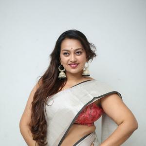 Actress Ester Noroha Latest Photos