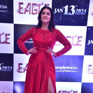 Actress Kavya Thapar Latest Photos