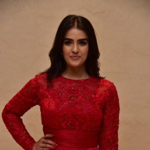 Actress Kavya Thapar Latest Photos