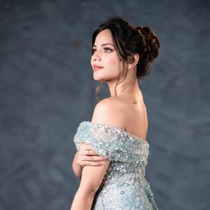 Actrss Aishwarya Dutta Latest Photos