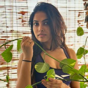 Actress Divi Vadthya Latest Photos