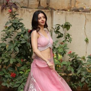 Actress Vedhika Latest Photos