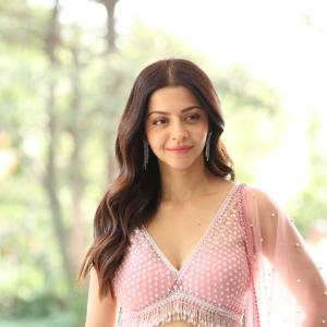 Actress Vedhika Latest Photos