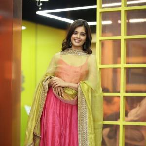 Actress Amritha Iyer Latest Photoshoot