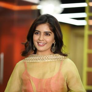 Actress Amritha Iyer Latest Photoshoot