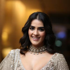 Actress Kavya Thapar Latest Photos