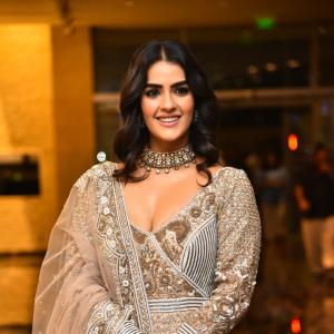 Actress Kavya Thapar Latest Photos