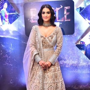 Actress Kavya Thapar Latest Photos