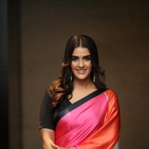 Actres Kavya Thapar Latest Photos