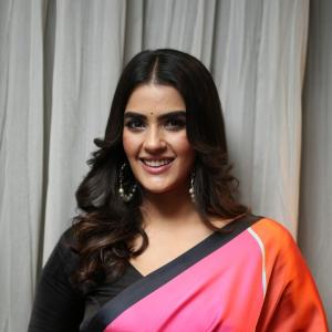 Actres Kavya Thapar Latest Photos