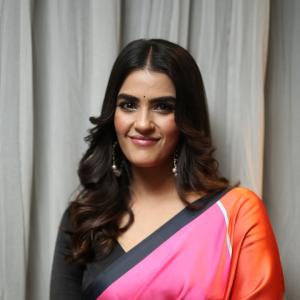 Actres Kavya Thapar Latest Photos