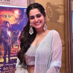 Actress Ayesha Khan Latest Photos