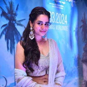 Actress Ayesha Khan Latest Photos