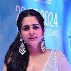 Actress Ayesha Khan Latest Photos