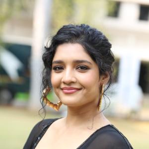 Actress Ritika Singh Latest Photos
