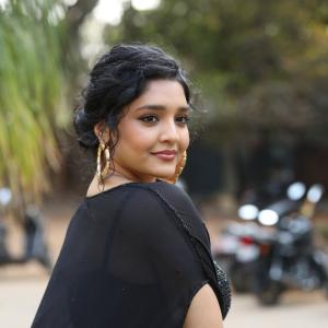 Actress Ritika Singh Latest Photos
