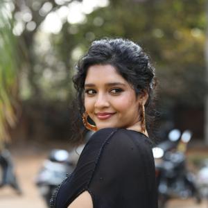 Actress Ritika Singh Latest Photos