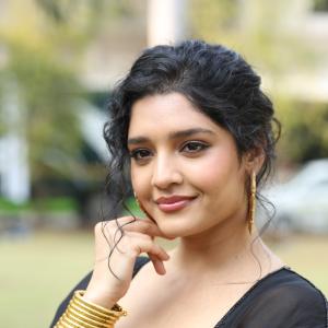 Actress Ritika Singh Latest Photos