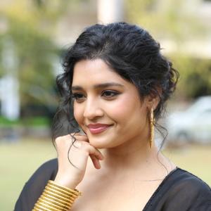 Actress Ritika Singh Latest Photos