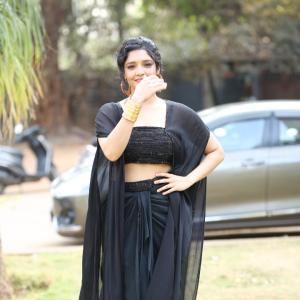 Actress Ritika Singh Latest Photos