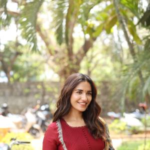 Actress Ruhani Sharma Latest Photos