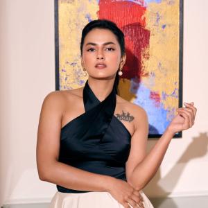 Actress Shraddha Srinath Latest Photos