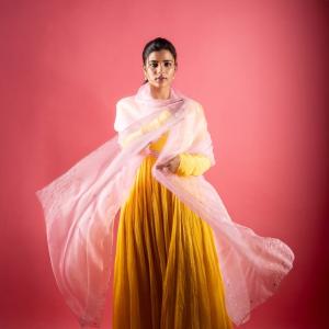 Actress Aishwarya Rajesh Latest Photos