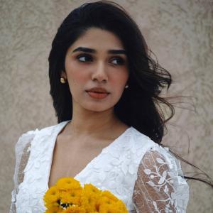 Actress Kriti Shetty Latest Photos